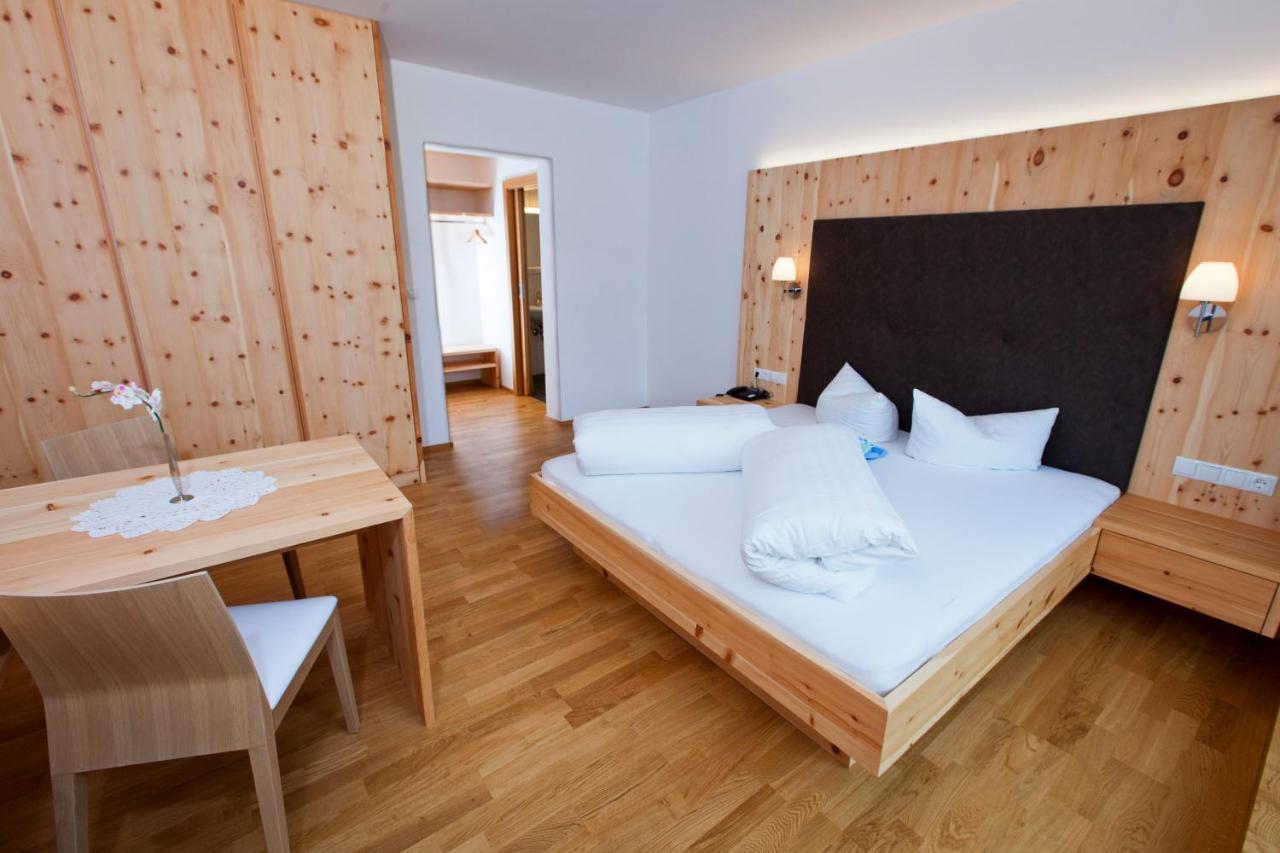 Gasthof Kristall - Themenfruehstueck Nauders Extérieur photo